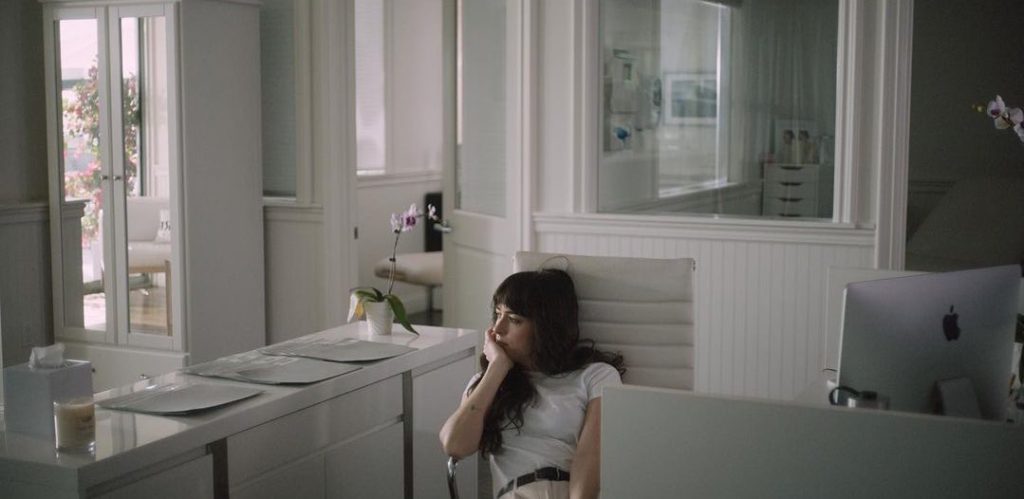 New Images Of Dakota Johnson as Lucy In Am I OK?
