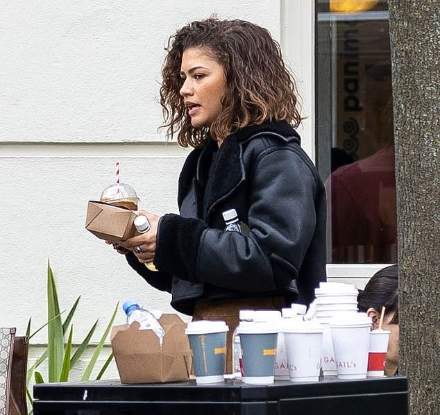 Zendaya Spotted At A Cafe In London With Her New Look