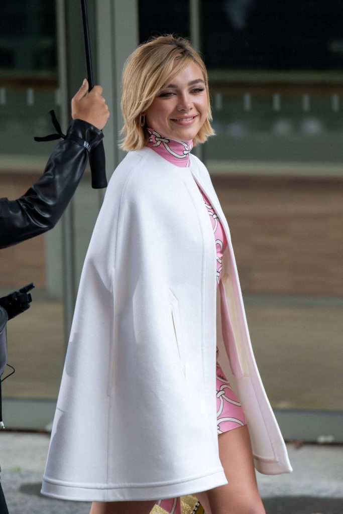 Florence Pugh Spotted at the Valentinoʼs SS23 Show in Paris