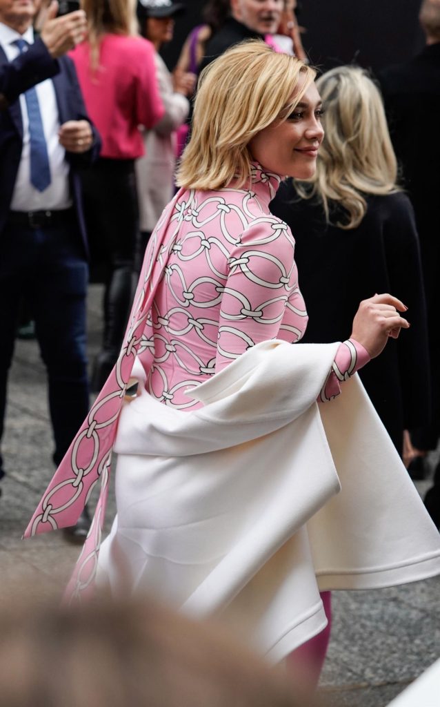Florence Pugh Spotted at the Valentinoʼs SS23 Show in Paris