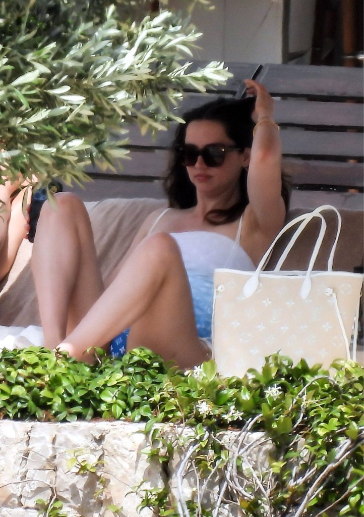 Ana de Armas Soaks Up the Sun on Greece's Beach