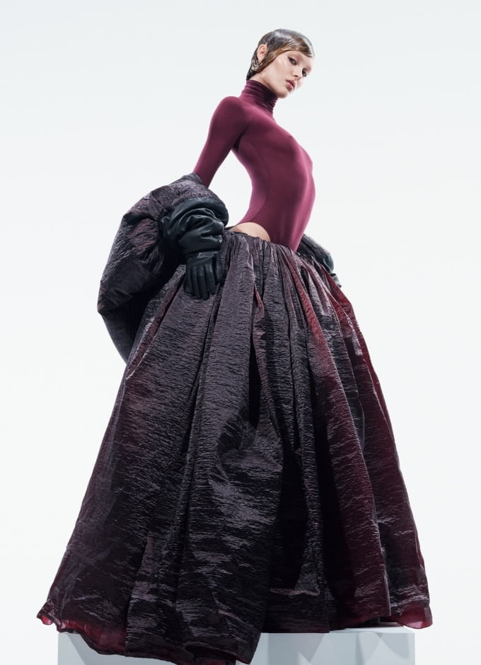 Lily-Rose Depp and Troye Sivan Cover Vogue Australia's July 2023 Issue