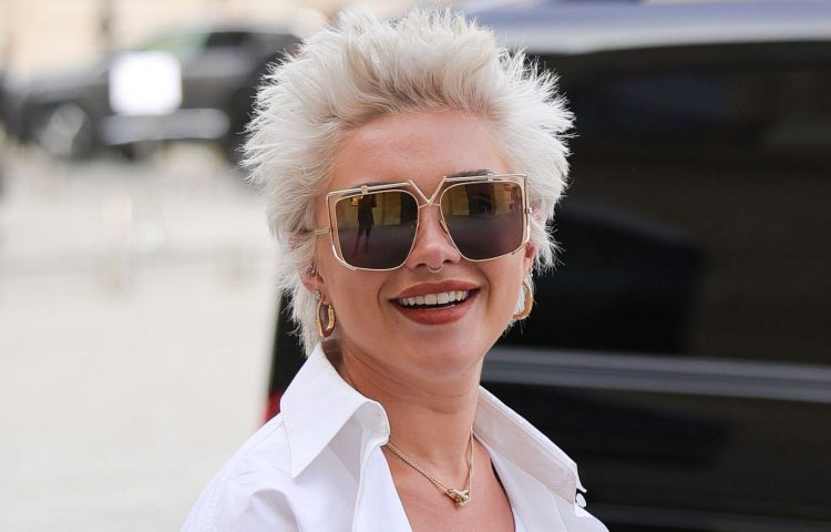Florence Pugh Arrives with Grey Hair for Paris Fashion Week