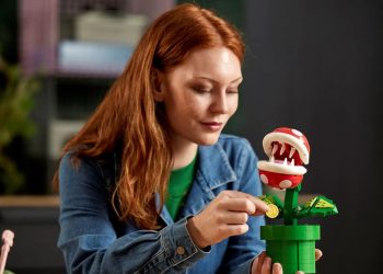Lego and Nintendo Team Up for Super Mario Piranha Plant Set (Pre-Order Available)