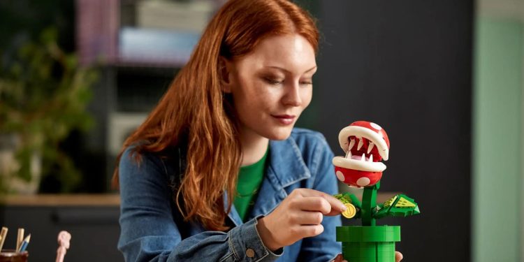 Lego and Nintendo Team Up for Super Mario Piranha Plant Set (Pre-Order Available)