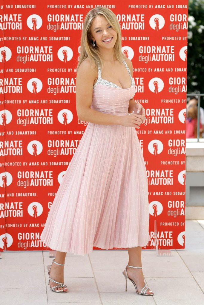 Sydney Sweeney Spotted at Miu Miu Women’s Tales Photocall