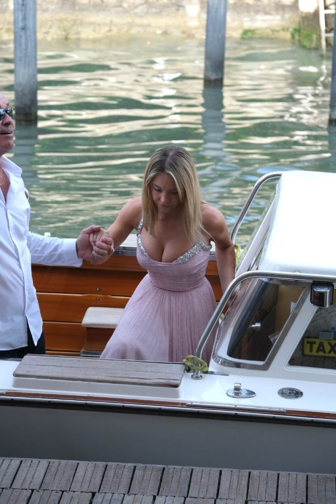 Sydney Sweeney Spotted at Miu Miu Women’s Tales Photocall