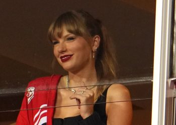 Taylor Swift's 'Eras Tour' Could Bring in $4.1 Billion in Earnings