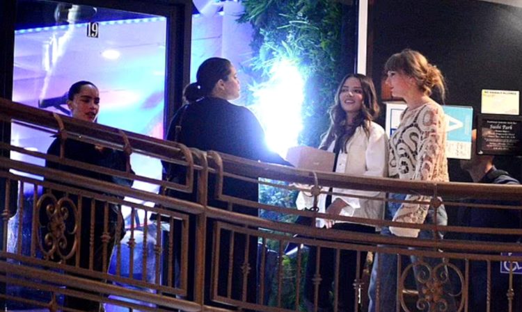 Taylor Swift Selena Gomez and Zoe Kravitz Dine at Sushi Park in West Hollywood
