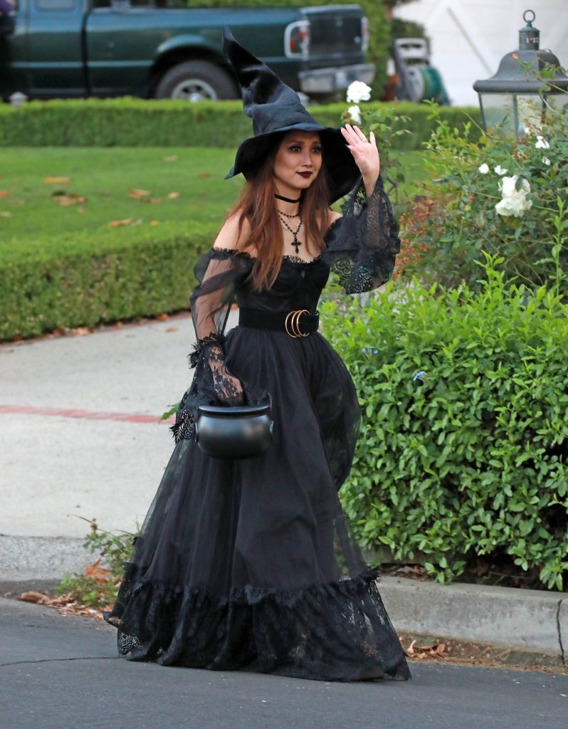 Taylor Lautner and Taylor Lautner Transform into Timothée Chalamet and Pete Davidson