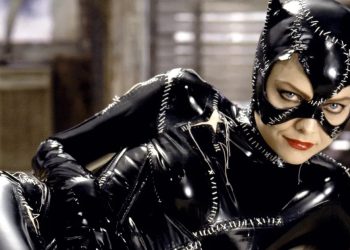 Tim Burton Wanted to Make a $18M Black-and-White 'Catwoman' Spin-Off