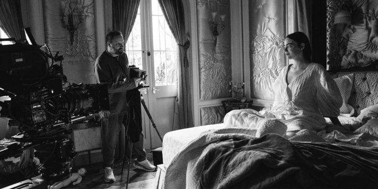 Yorgos Lanthimos and Emma Stone Plan 5th Project Following 'Kind of Kindness