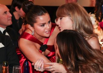 Selena Gomez Opens Up: Clarifying the Golden Globes Conversation with Taylor Swift