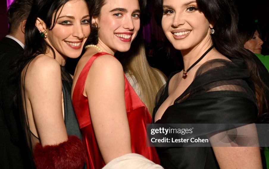 Caroline Polachek, Margaret Qualley