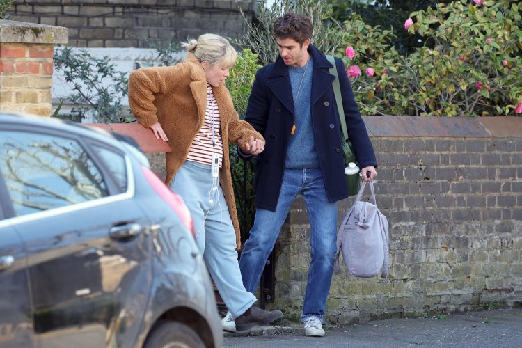 Director John Crowley Reveals Fall 2024 Release for 'We Live in Time' Starring Florence Pugh and Andrew Garfield