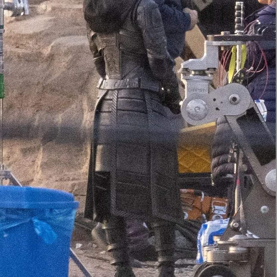 Florence Pugh and Julia Louis-Dreyfus Spotted on Set of Marvel's 'Thunderbolts'