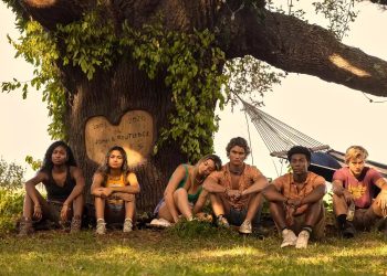 Chase Stokes Teases 'Outer Banks' Season 4: John B and Sarah to 'Evaluate Everything'