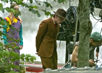 'Stranger Things' Season 5: Leaked Set Images Reveal Jamie Campbell Bower as Vecna and Nell Fisher as Holly Wheeler