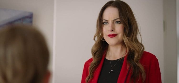 'Spread' Trailer Starring Elizabeth Gillies as an Aspiring Journalist Fighting to Save an Iconic Adult Magazine