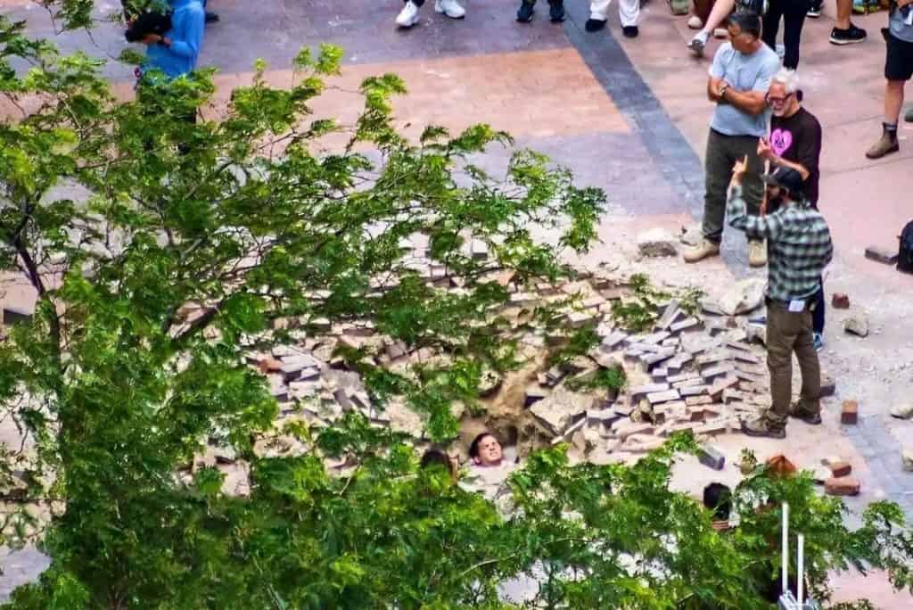 'Superman' Filming Update: David Corenswet's Superman Stuck in a Hole During Fight in Metropolis