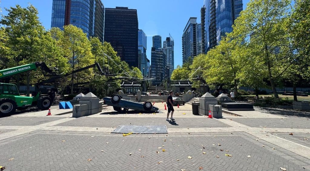 Bella Ramsey and Young Mazino: New Set Images from 'The Last of Us' Season 2