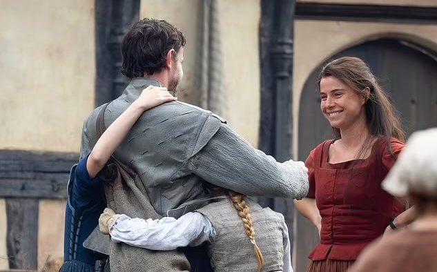 Jessie Buckley, Paul Mescal, and Joe Alwyn Unite on the Set of Chloé ...