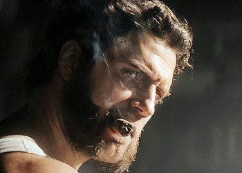 Deadpool's Dialogue to Henry Cavill's Wolverine Directly Mocks Warner Bros. Studios