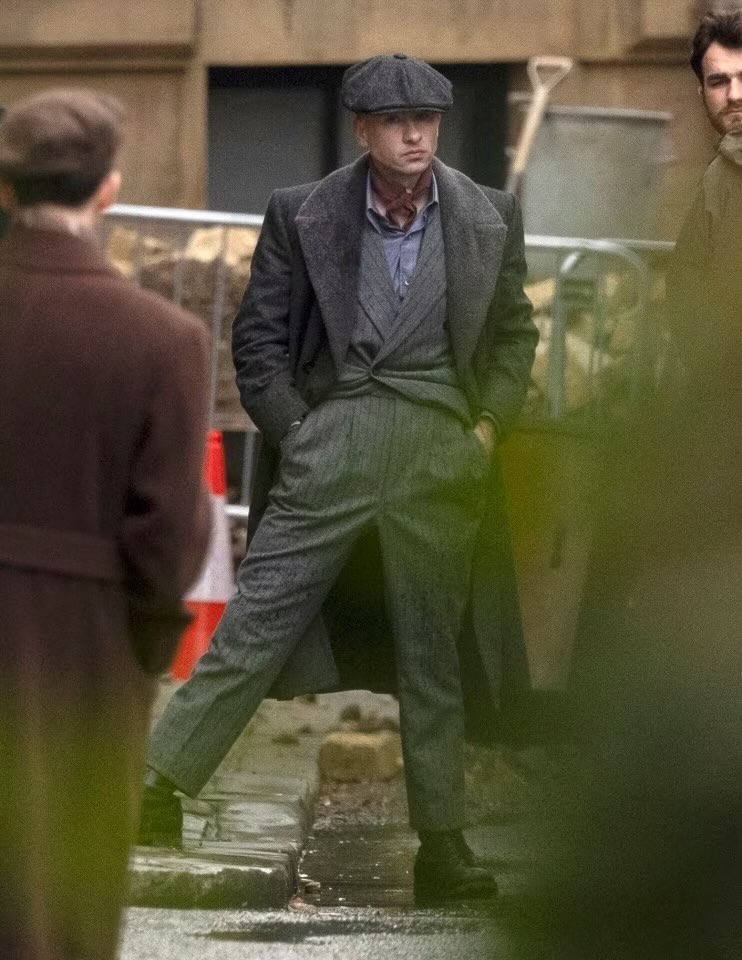 First Look: New Set Images of Sophie Rundle and Barry Keoghan in Netflix's Peaky Blinders Movie