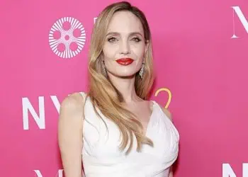 Stitches film Angelina Jolie