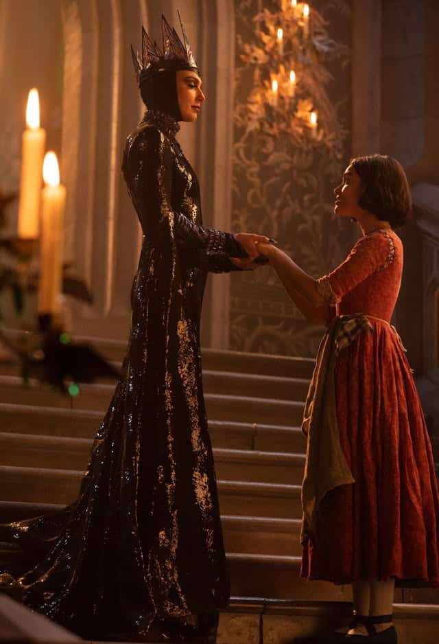 Rachel Zegler Gal Gadot Snow White