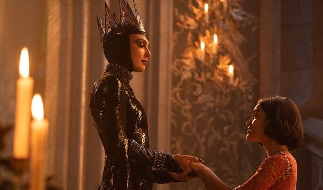 Rachel Zegler Gal Gadot Snow White