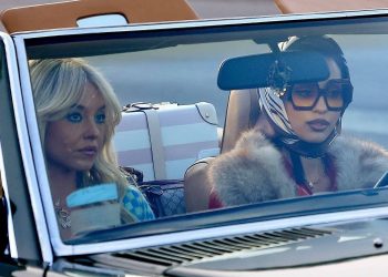 Euphoria Season 3 Sydney Sweeney Alexa Demie