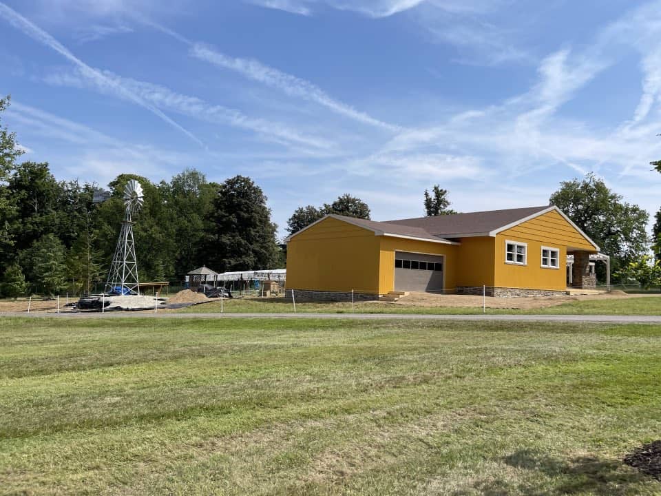 A new look at the 1960s-style Luke Cage house on the Avengers: Doomsday set at Windsor Great Park has surfaced. Captain Marvel’s ship is also set to be built and added to the set soon.