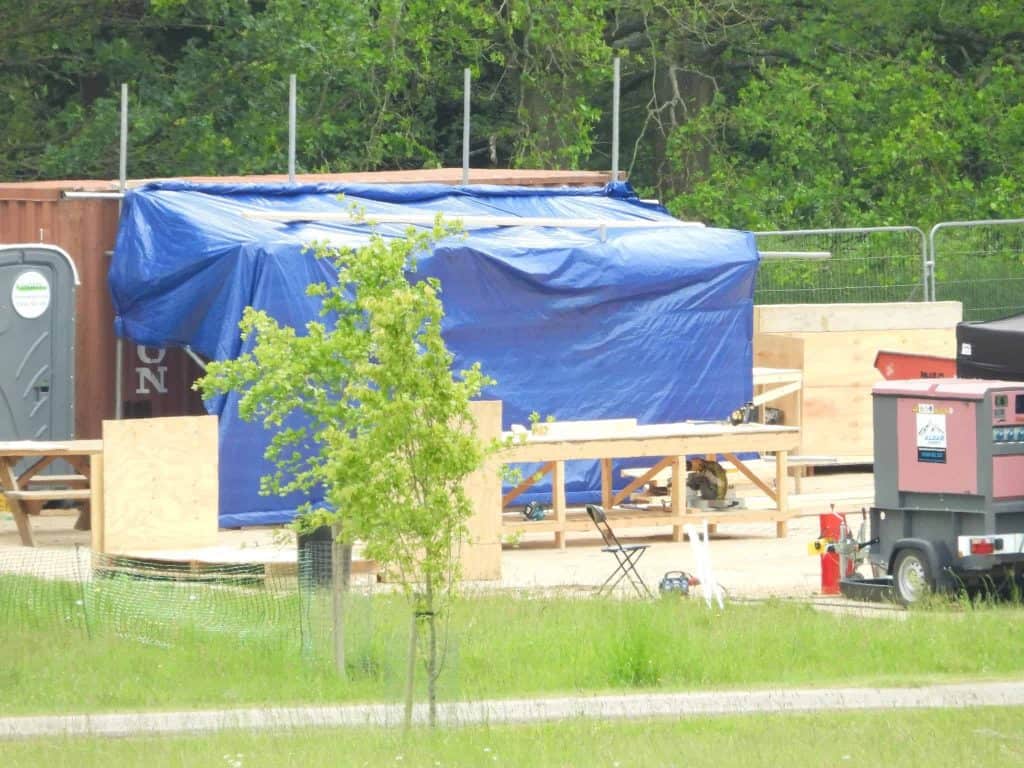 A new look at the 1960s-style Luke Cage house on the Avengers: Doomsday set at Windsor Great Park has surfaced. Captain Marvel’s ship is also set to be built and added to the set soon.