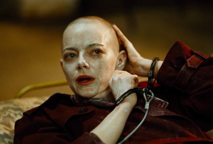 First look at Emma Stone with a shaved head in Yorgos Lanthimos' Bugonia, a remake of Save the Green Planet! See the trailer and images here.