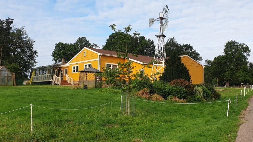 Loki actor Tom Hiddleston was spotted filming Avengers: Doomsday at Steve Rogers and Peggy Carter’s house in Windsor Great Park, with shooting nearly complete.