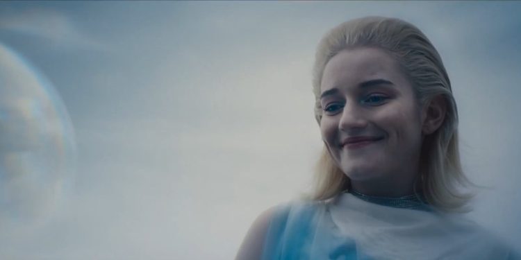 First-look images reveal Julia Garner as Shalla-Bal and her daughter in Marvel’s The Fantastic Four: First Steps, an alien-human hybrid from Zenn-La.