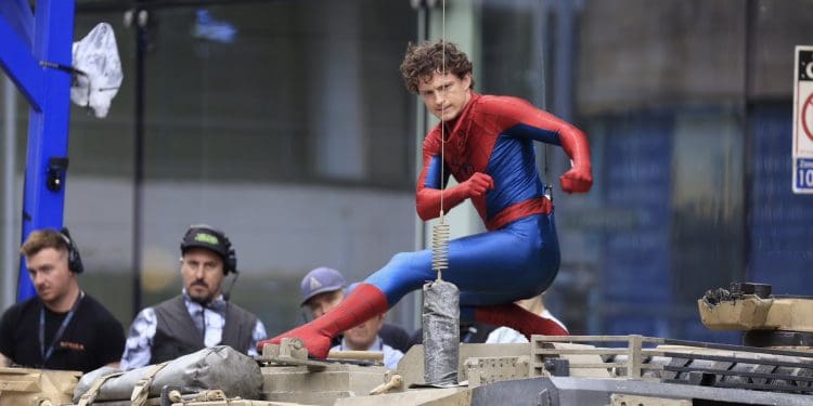 Marvel’s Spider-Man: Brand New Day features a major villain who manipulates Bruce Banner into becoming the Savage Hulk. The Hulk fight with Spider-Man and Punisher is just the beginning of a deeper threat.