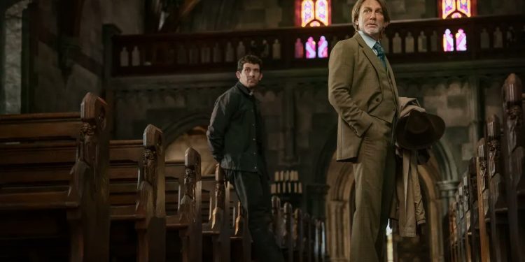 The first plot details for Netflix's Wake Up Dead Man: A Knives Out Mystery are revealed. Daniel Craig returns as Benoit Blanc, facing his most dangerous and puzzling case yet in Rian Johnson’s latest whodunit.