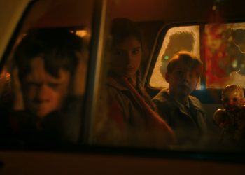 The first episode of It: Welcome to Derry is now streaming on HBO, revealing new story details. The series follows a group of kids investigating a disappearance while Dick Hallorann uncovers a U.S. military plan to capture Pennywise and use his power during the Cold War.