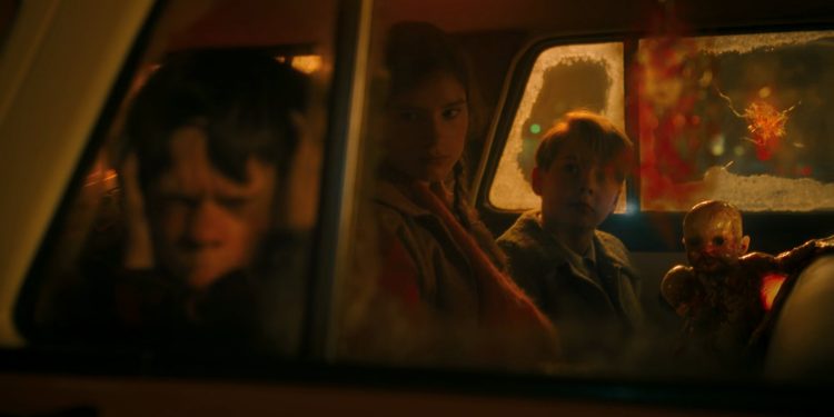 The first episode of It: Welcome to Derry is now streaming on HBO, revealing new story details. The series follows a group of kids investigating a disappearance while Dick Hallorann uncovers a U.S. military plan to capture Pennywise and use his power during the Cold War.