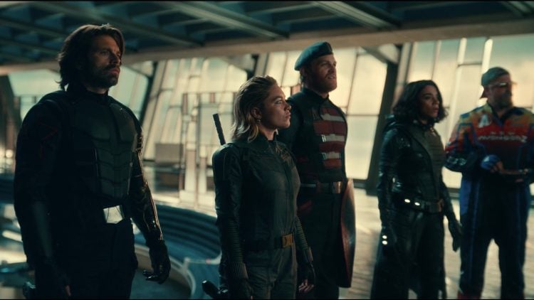 Gavin Bocquet, production designer for Marvel's Avengers: Doomsday, reveals the film primarily used real sets instead of blue screens to create a more realistic in-camera experience.