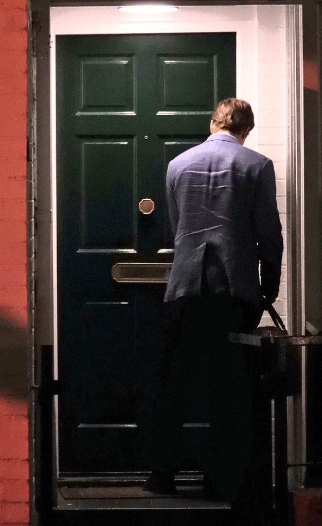 A new rumor claims Doctor Doom’s first Multiverse contact in Avengers: Doomsday comes from a failed experiment, with Robert Downey Jr. rumored as Victor Von Doom.