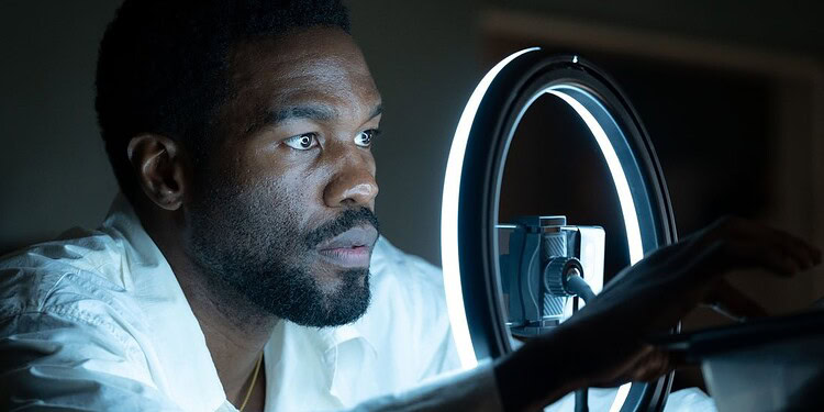 Wonder Man series reviews are in after its world premiere, earning a 94% Rotten Tomatoes score. Critics praise the MCU show’s Hollywood setting, character-driven story, and Yahya Abdul-Mateen II’s performance.