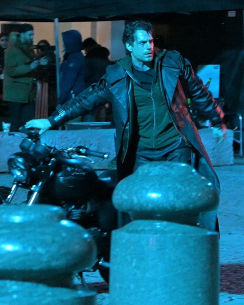 Henry Cavill was spotted filming