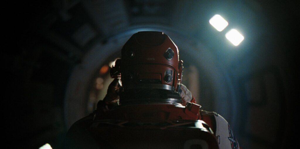 Directors Phil Lord and Christopher Miller reveal that Project Hail Mary was filmed without any green screen shots. The $248M sci-fi film still features over 2,000 VFX shots while focusing on practical sets and filmmaking.