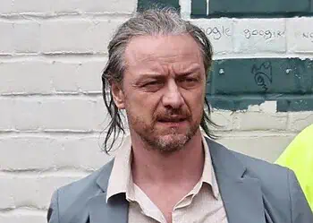 First look at James McAvoy as Felix McAveety in the TV adaptation of Meantime. New set photos from Glasgow reveal the actor’s dramatic transformation for the role.