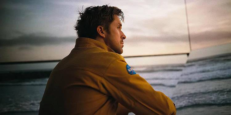 Directors Phil Lord and Christopher Miller reveal that Project Hail Mary was filmed without any green screen shots. The $248M sci-fi film still features over 2,000 VFX shots while focusing on practical sets and filmmaking.