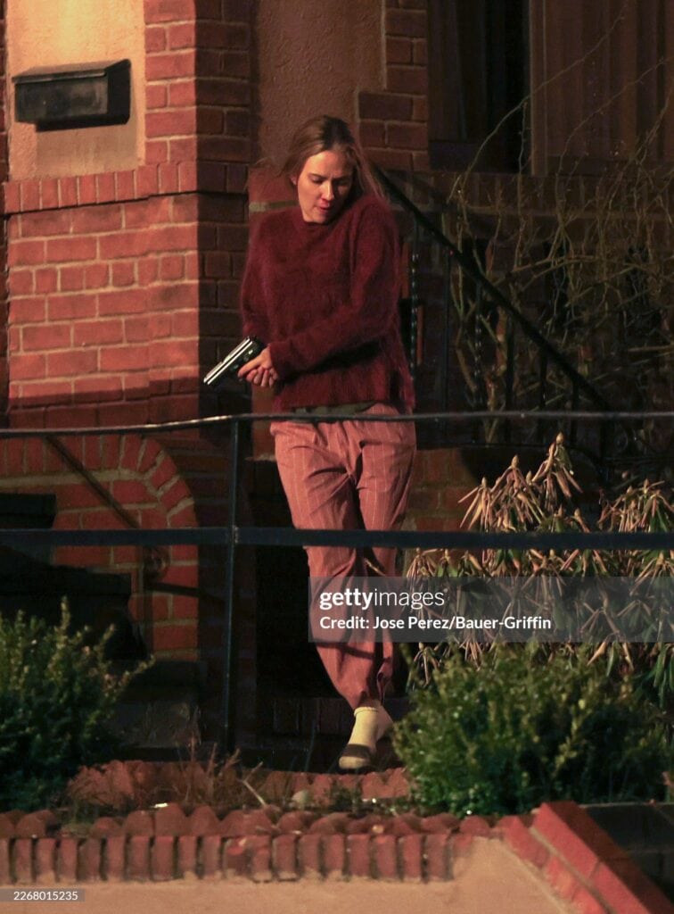 Scarlett Johansson spotted filming a late-night action scene for Mike Flanagan’s The Exorcist in Queens, New York.