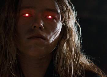 Supergirl footage shown at CCXP Mexico reveals Kara’s bus fight, sun recharge scene, and the cosmic adventure tone teased by James Gunn.